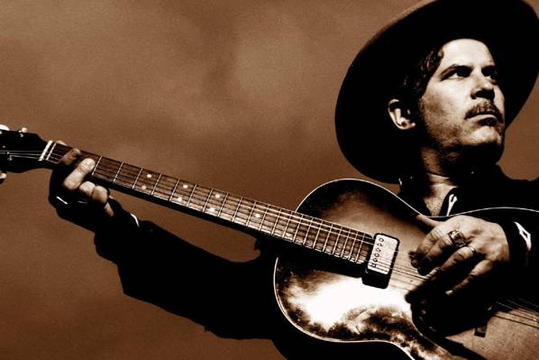 ED HARCOURT