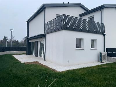 CASA SINGOLA TRAVETTORE DI ROSA'