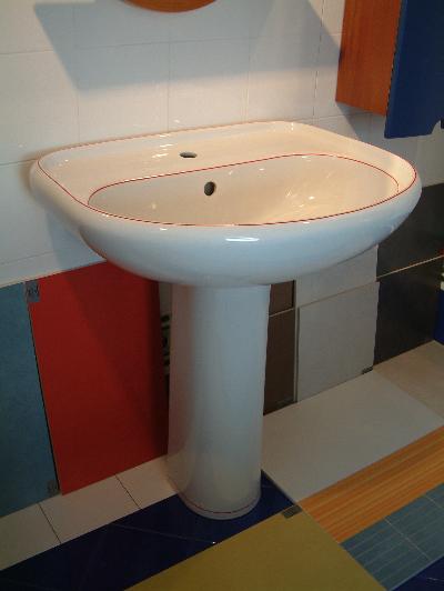 Lavabo con colonna FILO ROSSO