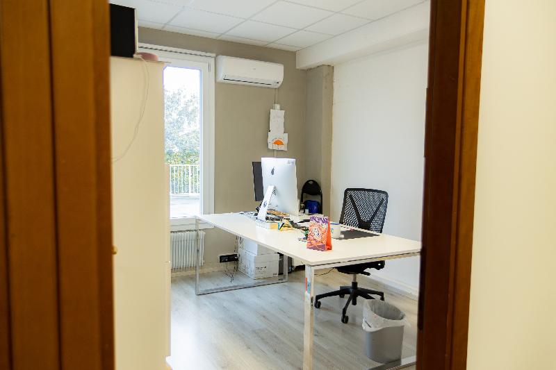 Ufficio in affitto a Cassola 