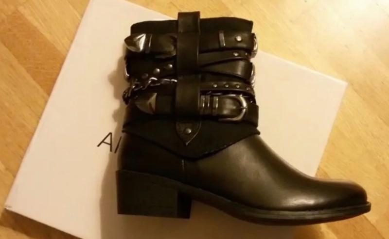 STIVALETTI ORIGINALI UNISEX NUOVI.