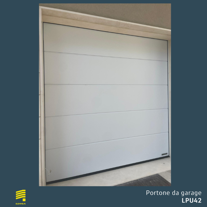 Portone sezionale Hörmann LPU42 3 m x 2 m