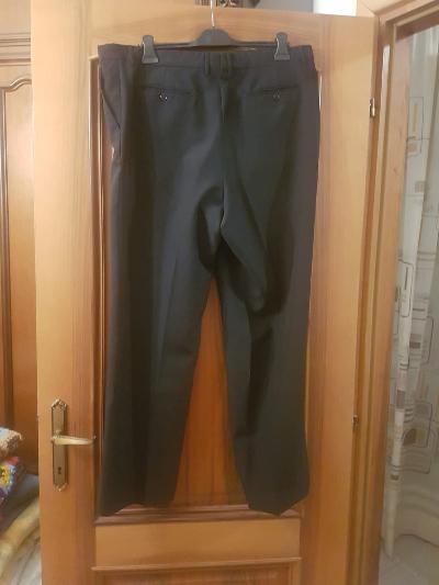 Pantaloni estivi per cameriere di sala, barista e barman