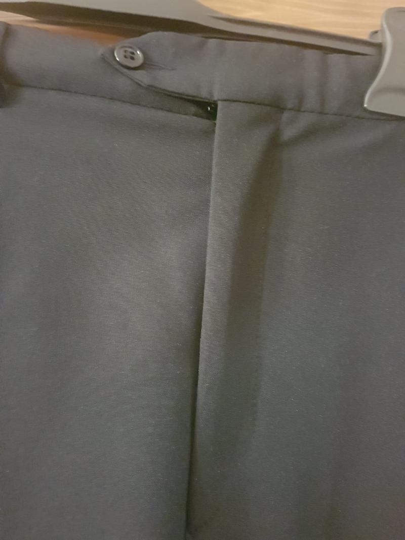 Pantaloni estivi per cameriere di sala, barista e barman