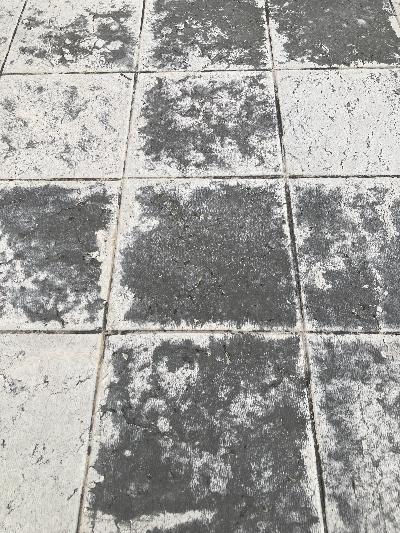 Pavimento esterno annerito?