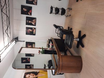 Vendo salone parrucchiera