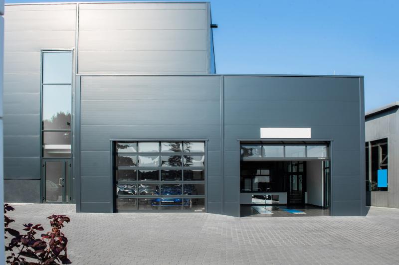 Portone sezionale industriale MakroPro ALU 2.0 4,320 m x 3,875 m