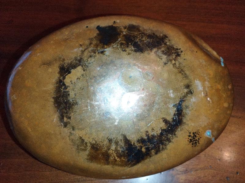 Altra centenaria bolla ovale dell'acqua calda in rame