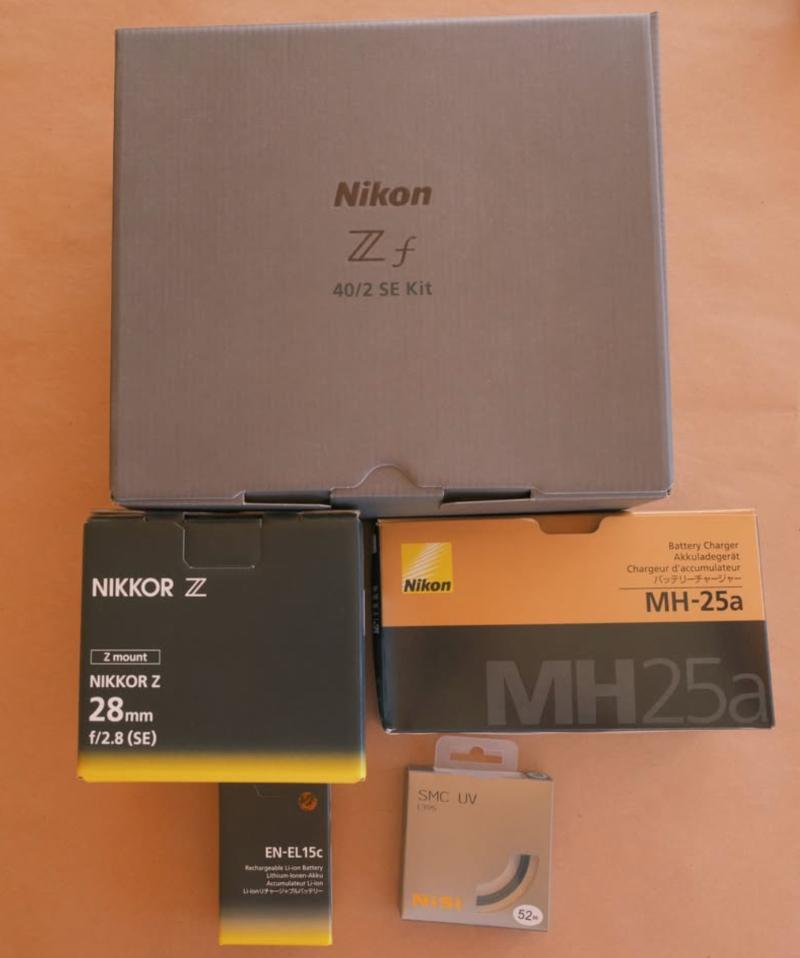 nikon zf (nero) + 40 mm f/2 + 28 mm f/2,8