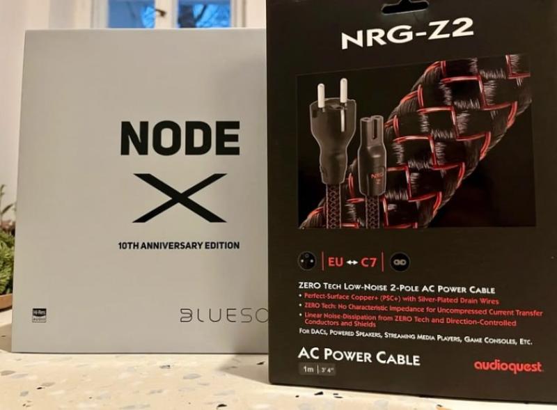 Bluesound Node X Streamer 10° anniversario + accessori