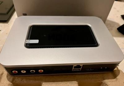 Bluesound Node X Streamer 10° anniversario + accessori