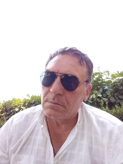 Cerco una lei carina simpatica e poi si vedra