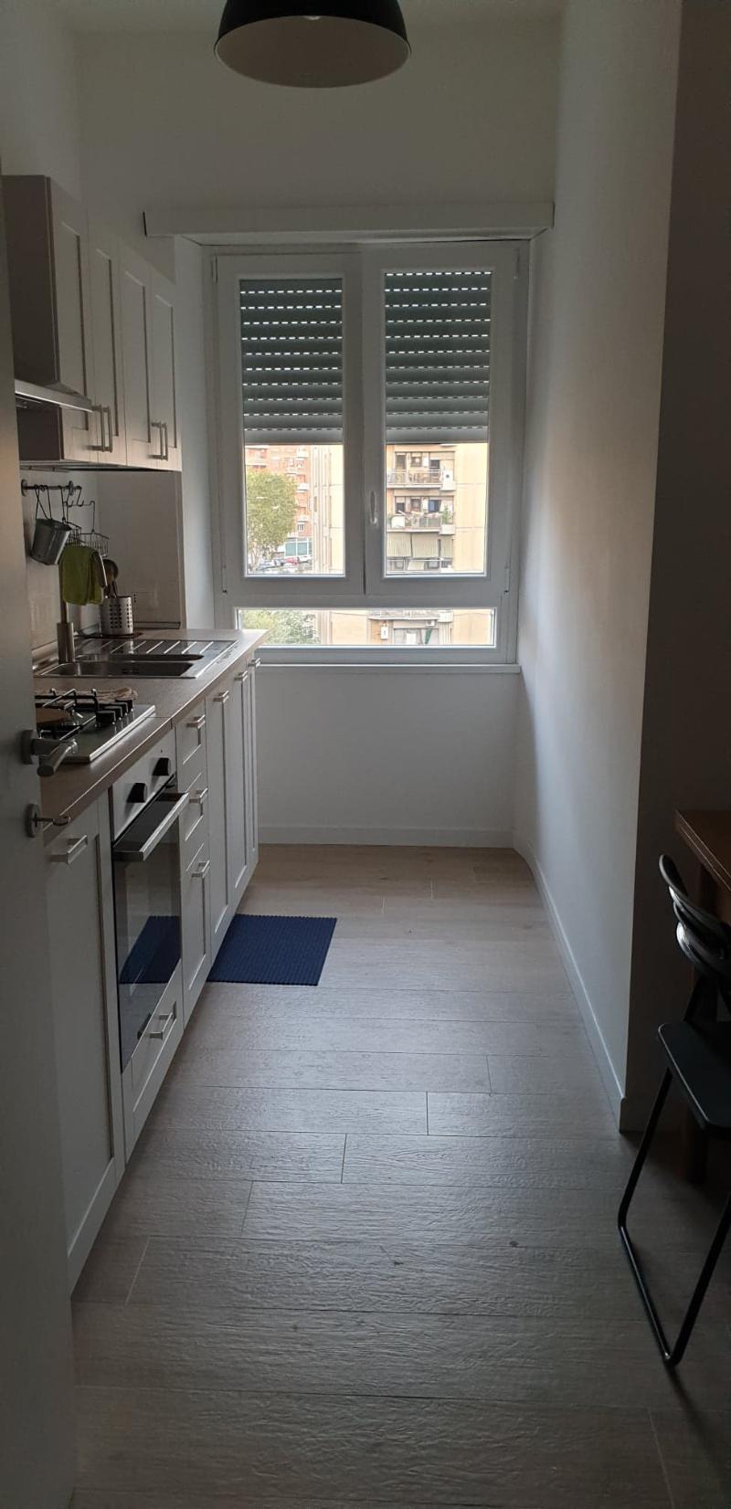 Camera ammobiliata con Bagno privato