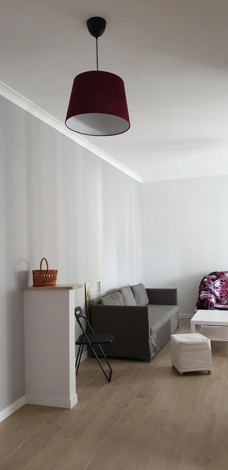 Camera ammobiliata con Bagno privato