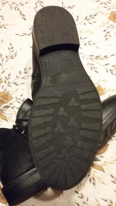 STIVALETTI NERI BASSI