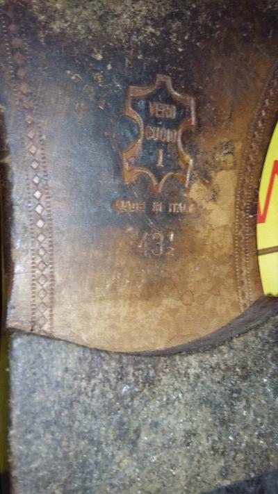 SCARPE IN PELLE color MARRONE CHIARO