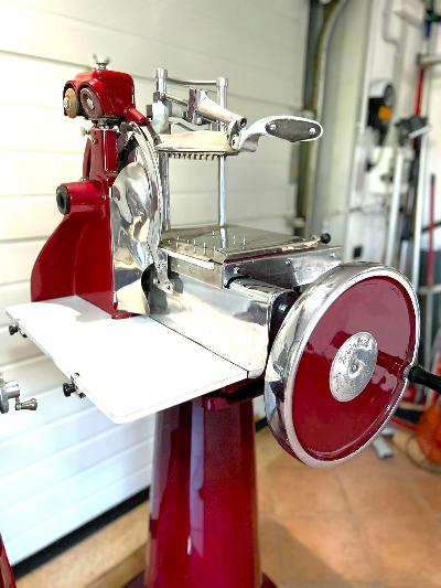 AFFETTATRICE VINTAGE A VOLANO SWINFORD