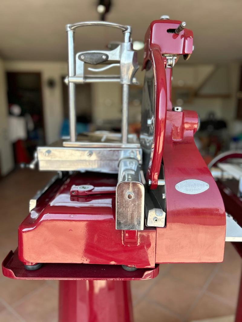 AFFETTATRICE VINTAGE A VOLANO SWINFORD