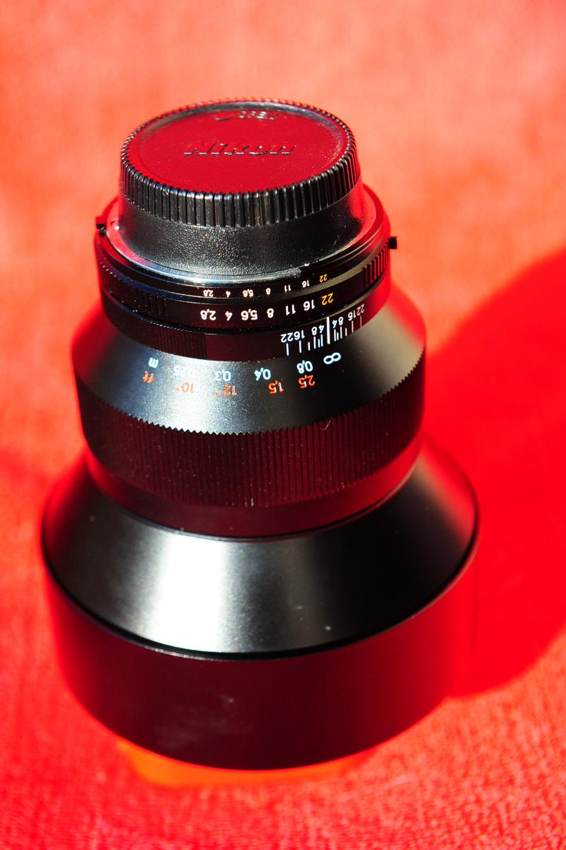 grandangolare Zeiss Distagon f 2,8- 15 mm attacco Nikon