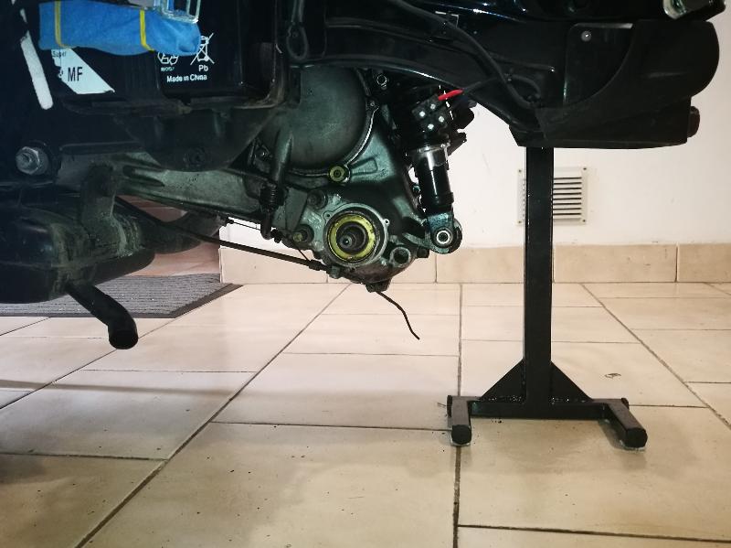 VESPA, SOSTEGNO OFFICINA