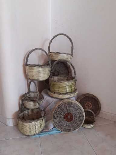 Panari medi e grandi e cestini bassi, medi e grandi