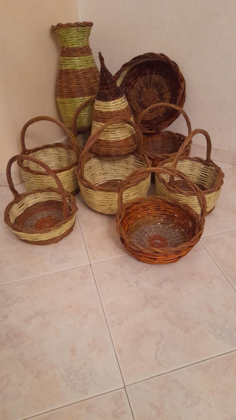 Anfore, cornucopie e panari, alti e bassi