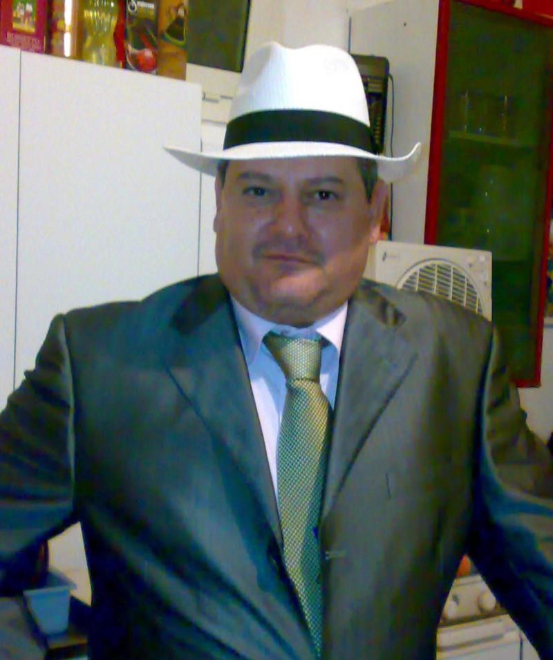 DESIDERO UNA SERIA RELAZIONE 