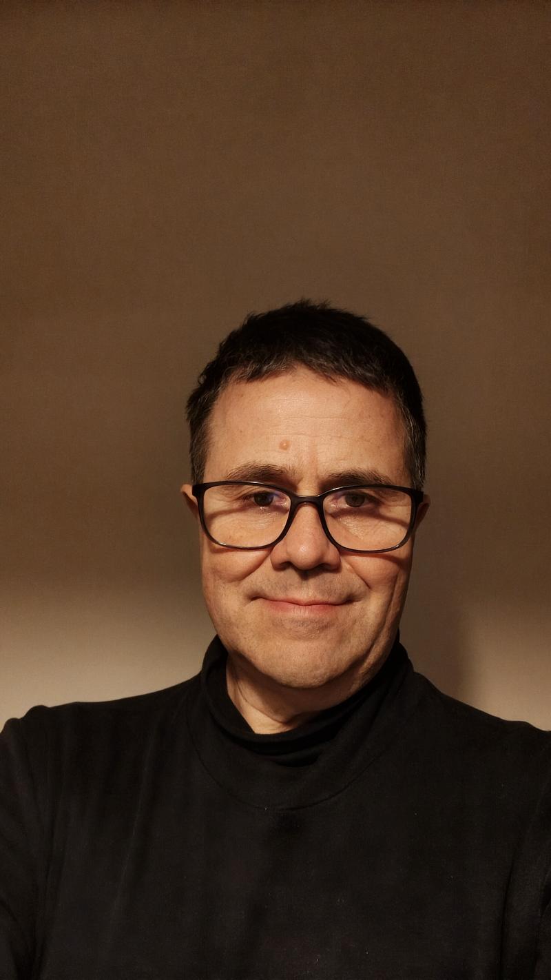 Cerco persona per amicizia 