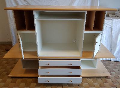 Mobile componibile Driade Bric, design Enzo Mari & Antonia Astori de Ponti.