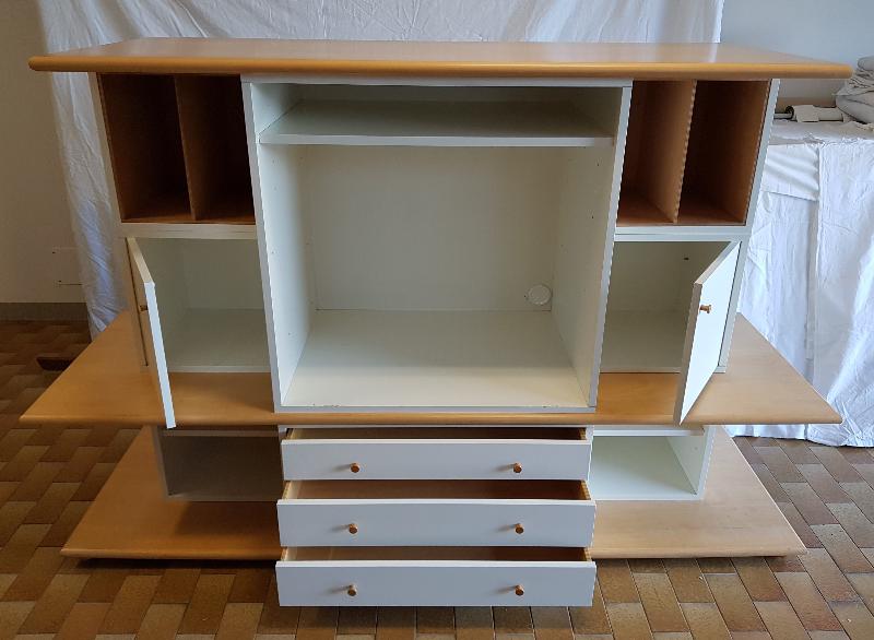 Mobile componibile Driade Bric, design Enzo Mari & Antonia Astori de Ponti.