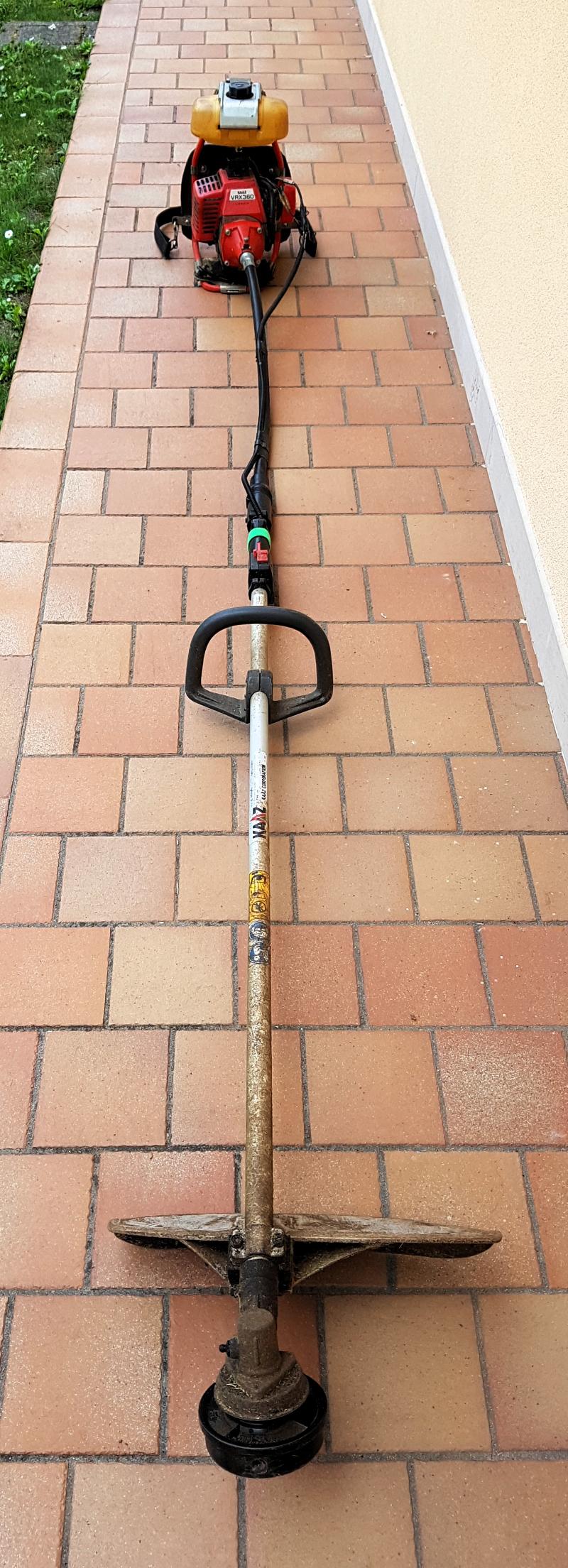 Decespugliatore a zaino KAAZ VRX360; motore 2 tempi Mitsubishi T180