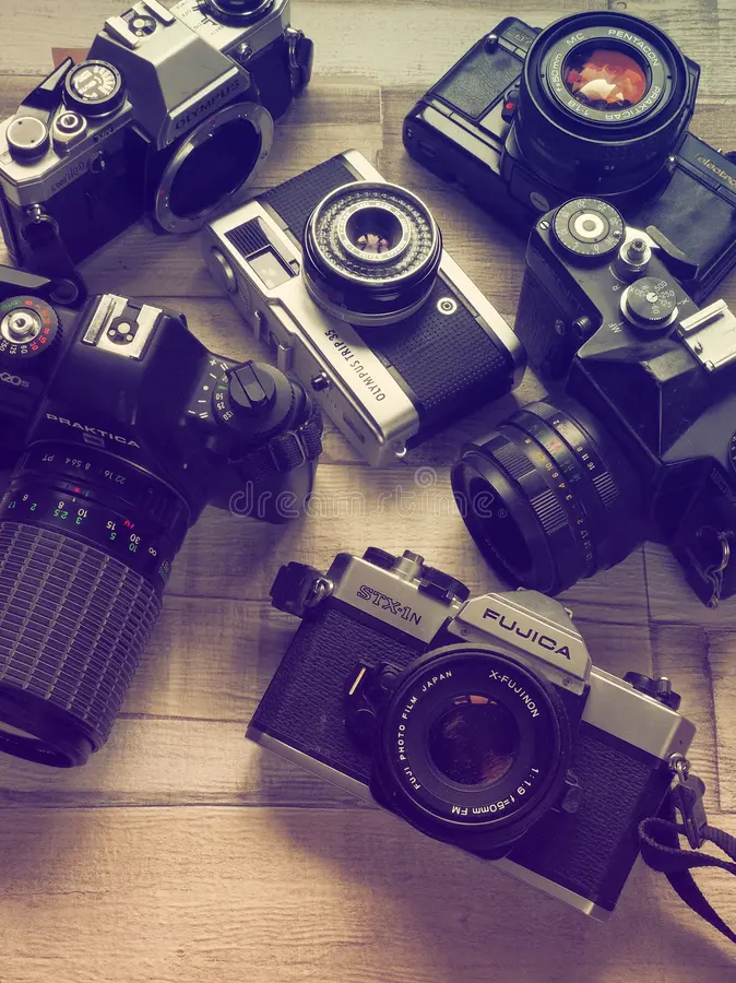 CERCO MACCHINE FOTOGRAFICHE ANALOGICHE VINTAGE