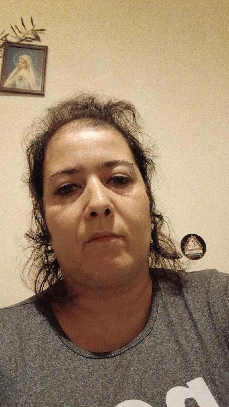 Ciao cerco uomo dai 35 ai 52 anni fjsico magro snello x amicizia e incontri