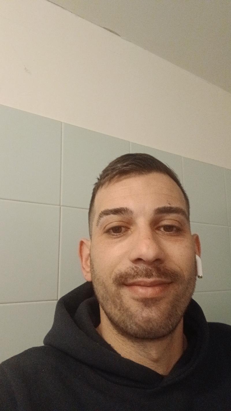 Cerco donna per relazione seria 