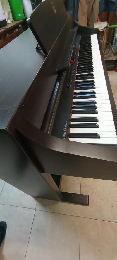 Pianoforte digitale Yamaha clp 330 