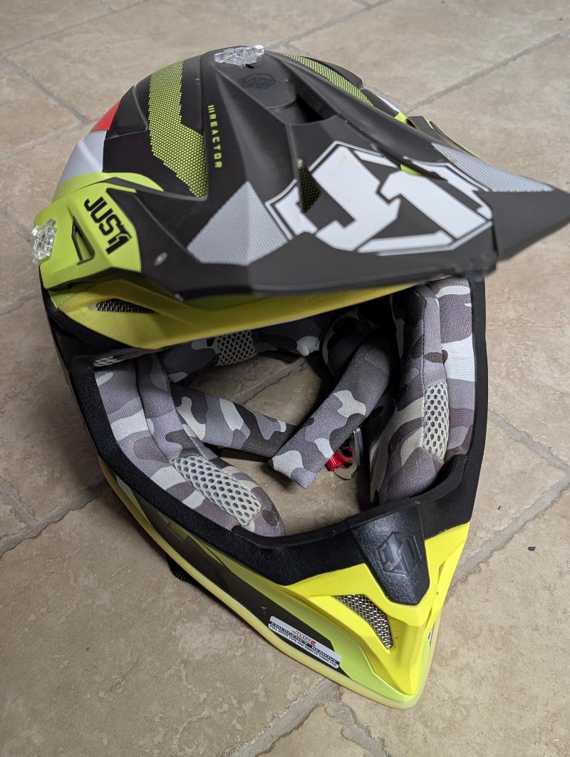 CASCO MOTO ENDURO-CROSS