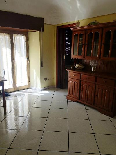 Vendesi piccolo appartamento 