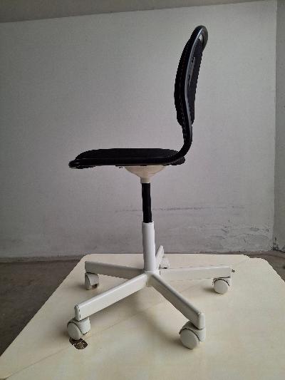 tavolino + sedia girevole