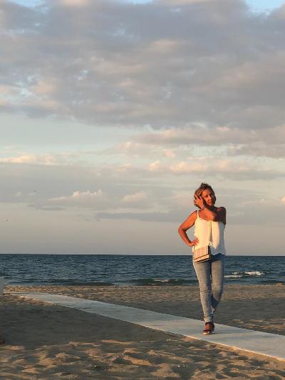 Bella donna, affidabile e carismatica