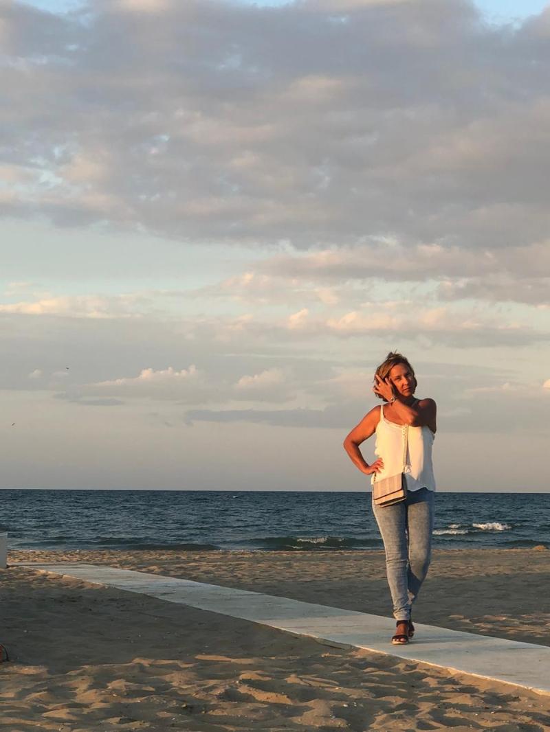 Bella donna, affidabile e carismatica