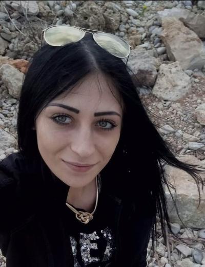 Daniela, ragazza allegra e solare