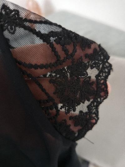 Blusa nera pizzo elegante 