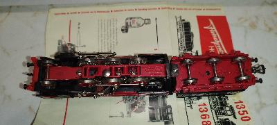 Locomotiva a vapore con tender marca Fleischmann